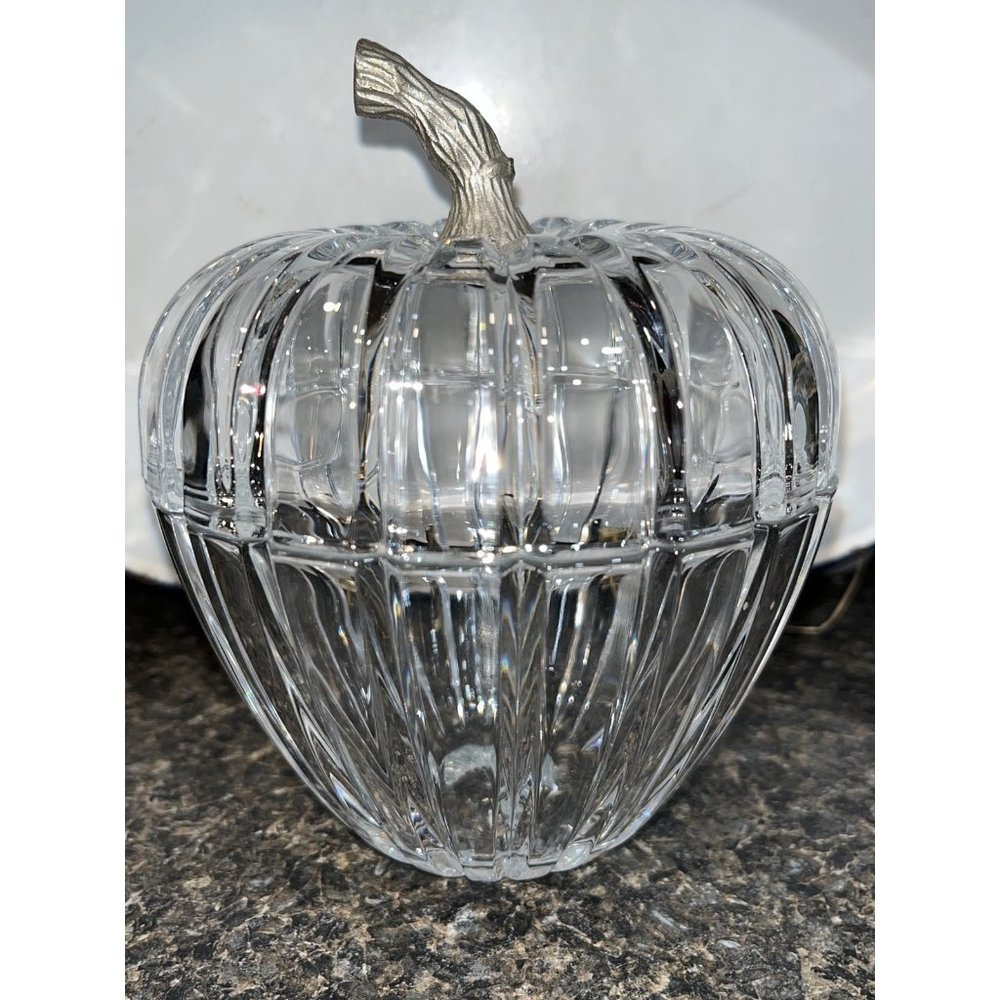 Lead Crystal Tuscany St. George Apple Candy Dish